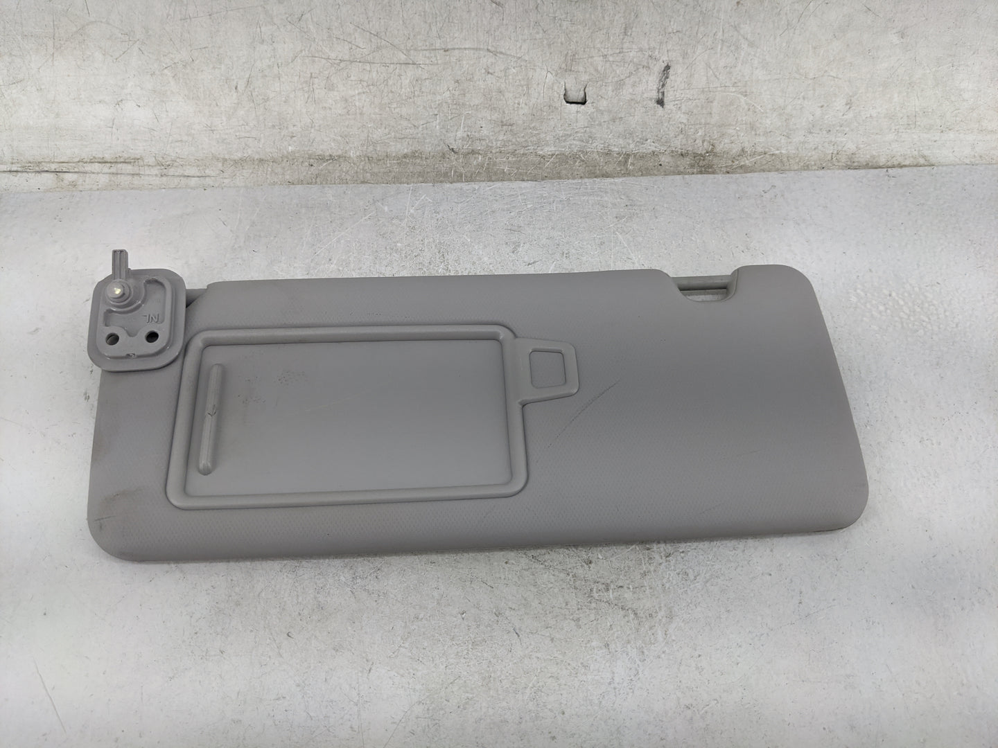 2016-2018 Hyundai Tucson Sun Visor Shade Replacement Driver Left Mirror Fits Fits 2016 2017 2018 OEM Used Auto Parts - Oemus