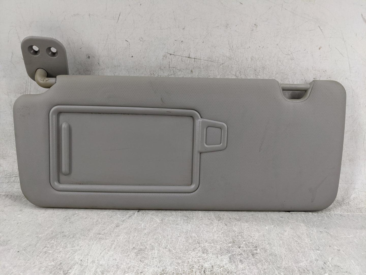 2016-2018 Hyundai Tucson Sun Visor Shade Replacement Driver Left Mirror Fits Fits 2016 2017 2018 OEM Used Auto Parts - Oemus