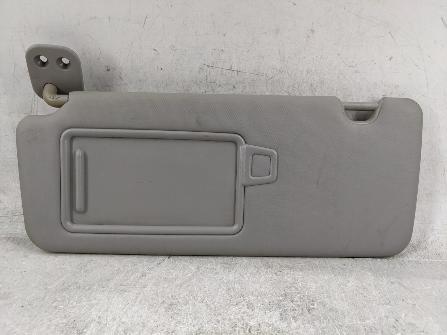 2016-2018 Hyundai Tucson Sun Visor Shade Replacement Driver Left Mirror Fits Fits 2016 2017 2018 OEM Used Auto Parts - Oemus