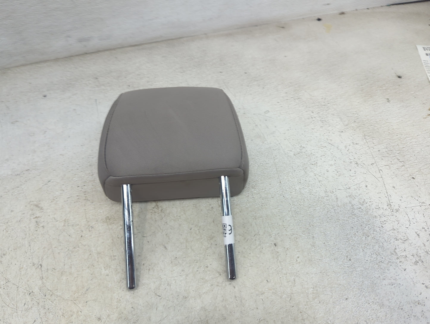 2016 Hyundai Tucson Headrest Head Rest Front Driver Passenger Seat Fits OEM Used Auto Parts - Oemusedautoparts1.com
