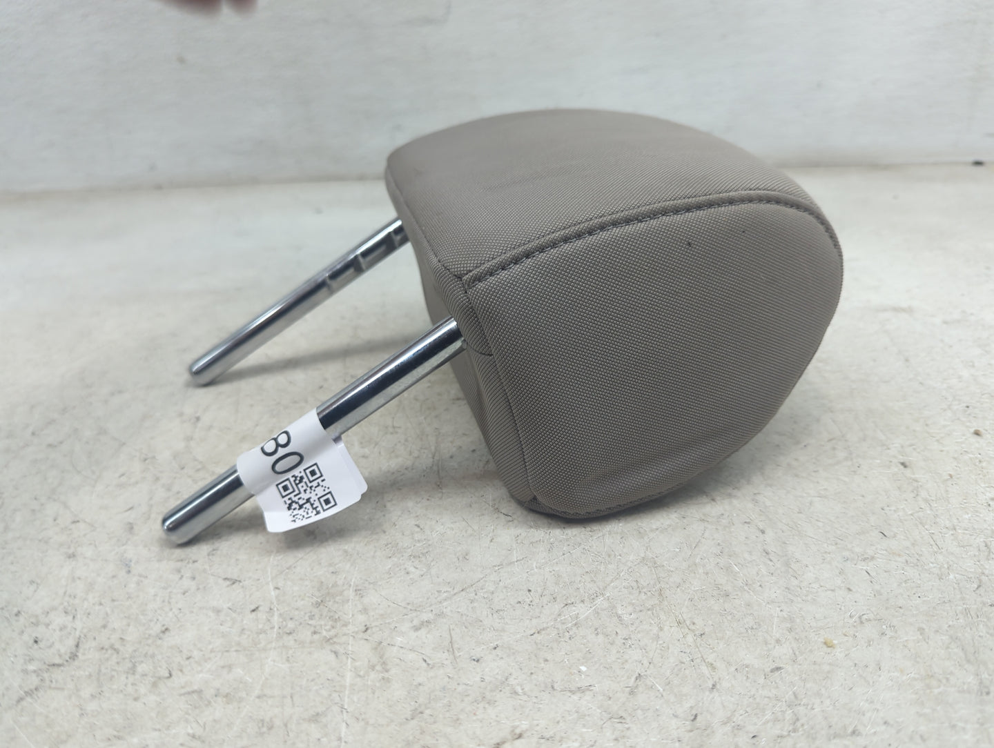 Hyundai Tucson Headrest Head Rest Front Driver Seat Gray 1472980 - Oemusedautoparts1.com