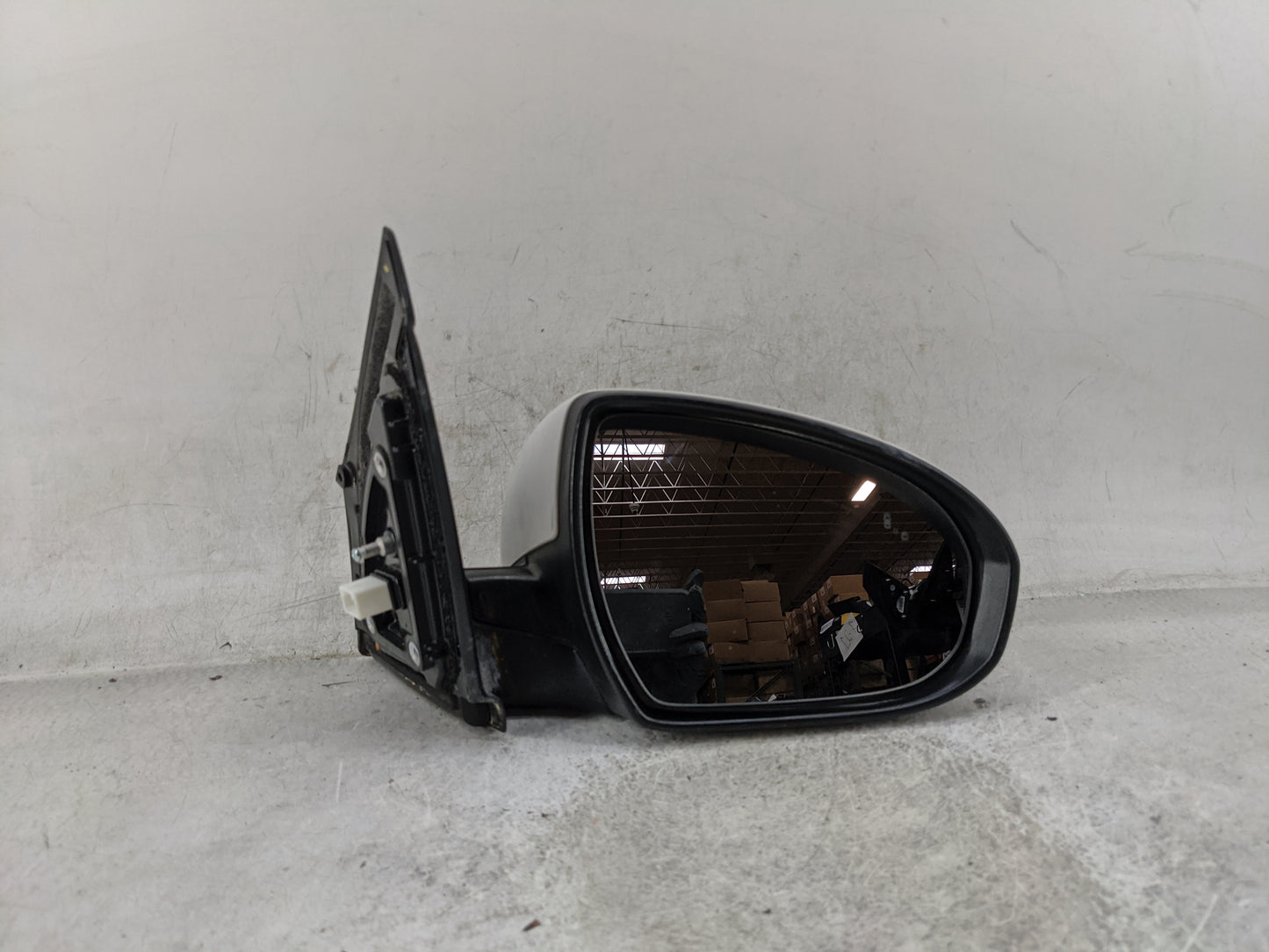 2016-2018 Hyundai Tucson Passenger Side View Mirror - Right Door Mirror OEM Used - Oemusedautoparts1.com