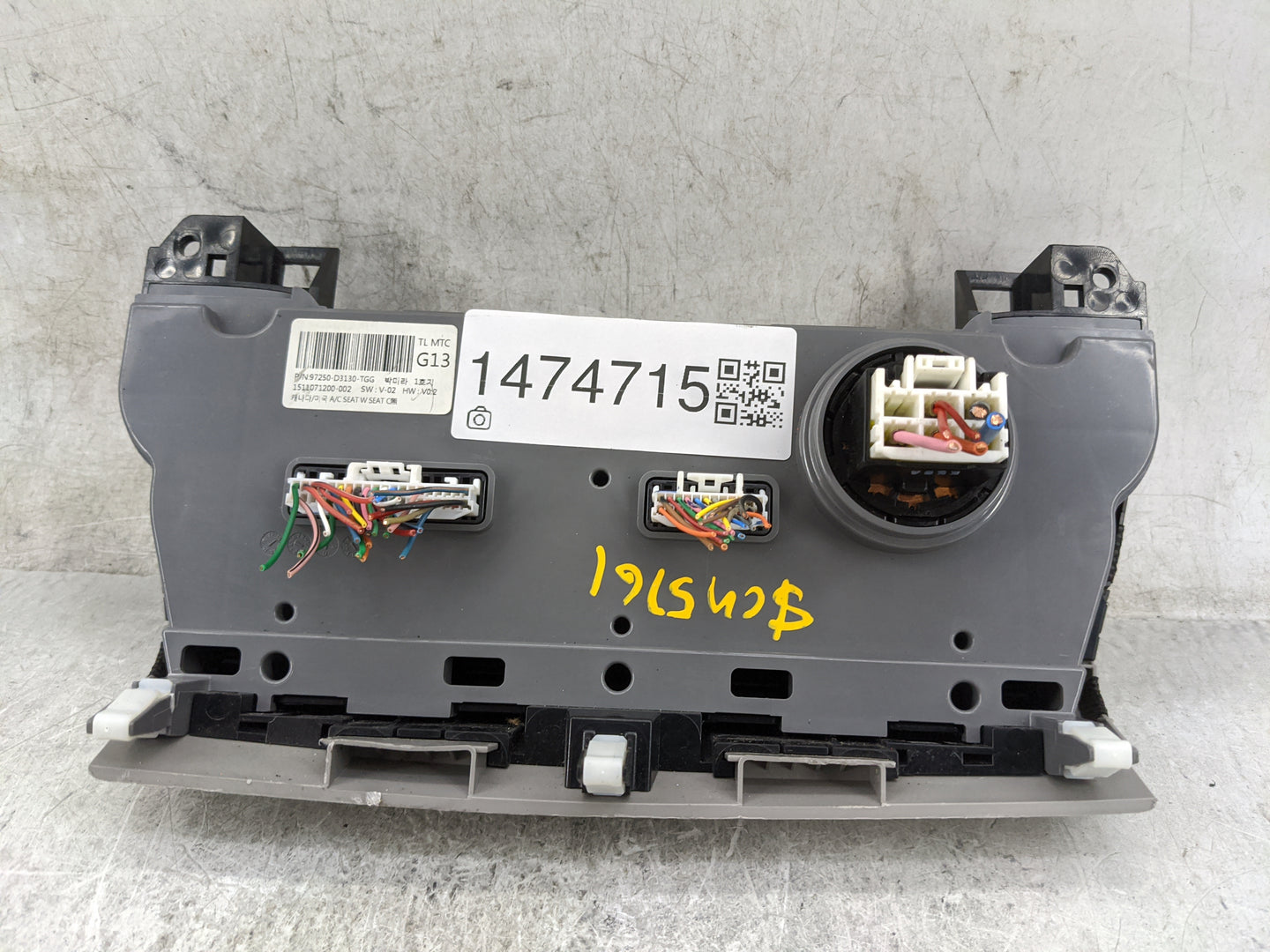 2016-2018 Hyundai Tucson Climate Control Module Temperature AC/Heater Replacement P/N:97250-D3130-TGG 1511071200-002 Fits OE