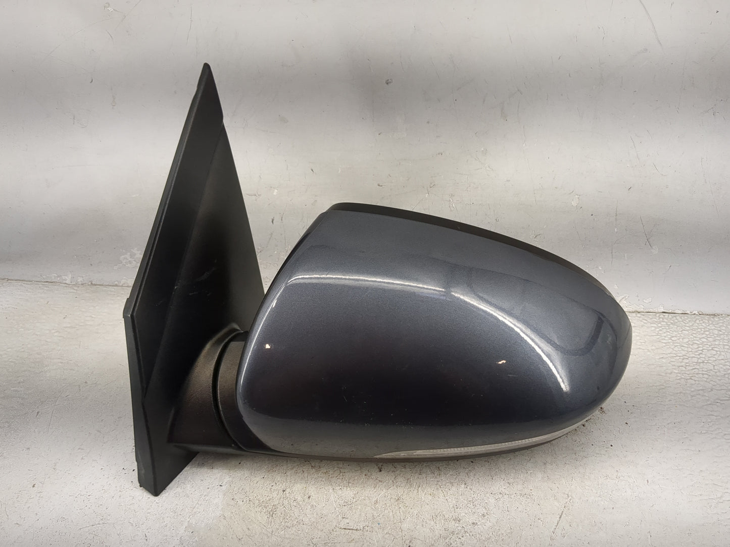 2016-2018 Hyundai Tucson Driver Side View Mirror - Left Door Mirror OEM Used - Oemusedautoparts1.com