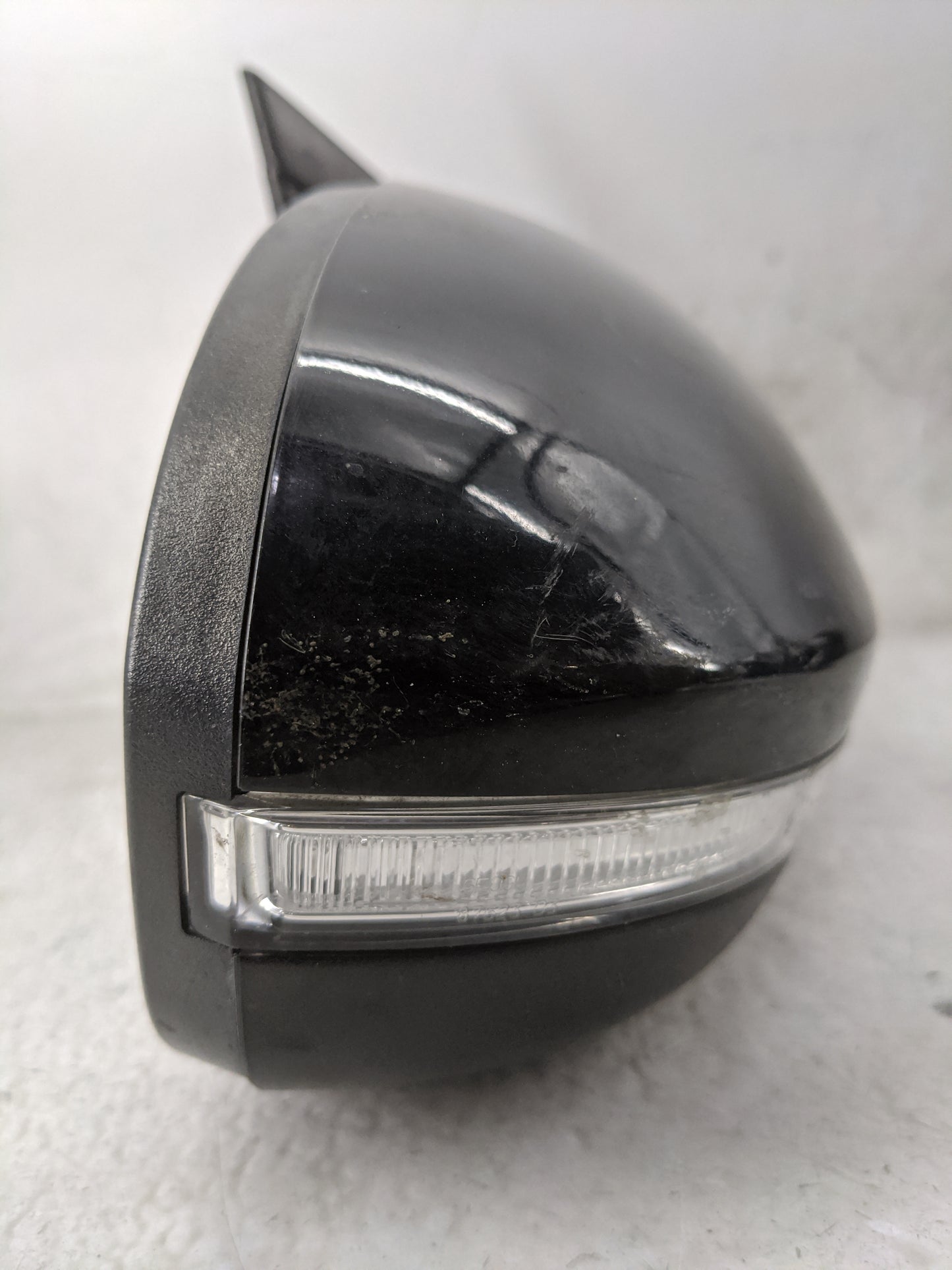 2016-2018 Hyundai Tucson Passenger Side View Mirror - Right Door Mirror OEM Used - Oemusedautoparts1.com