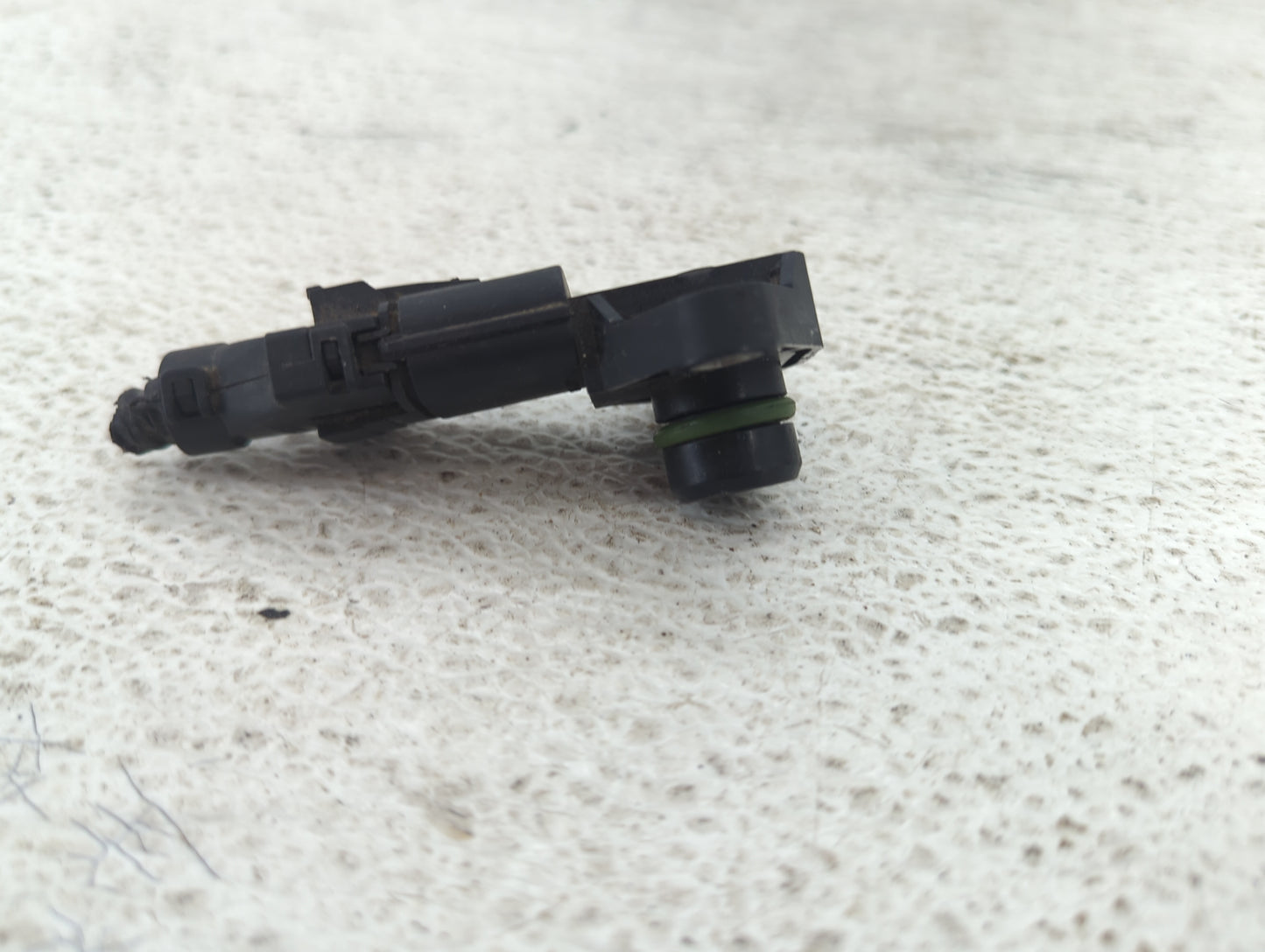 2015-2016 Hyundai Tucson Mass Air Flow Meter Maf 1487786 - Oemusedautoparts1.com