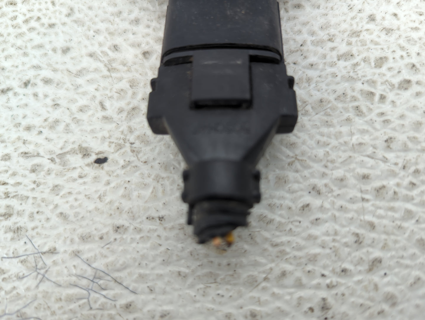 2015-2016 Hyundai Tucson Mass Air Flow Meter Maf 1487786 - Oemusedautoparts1.com