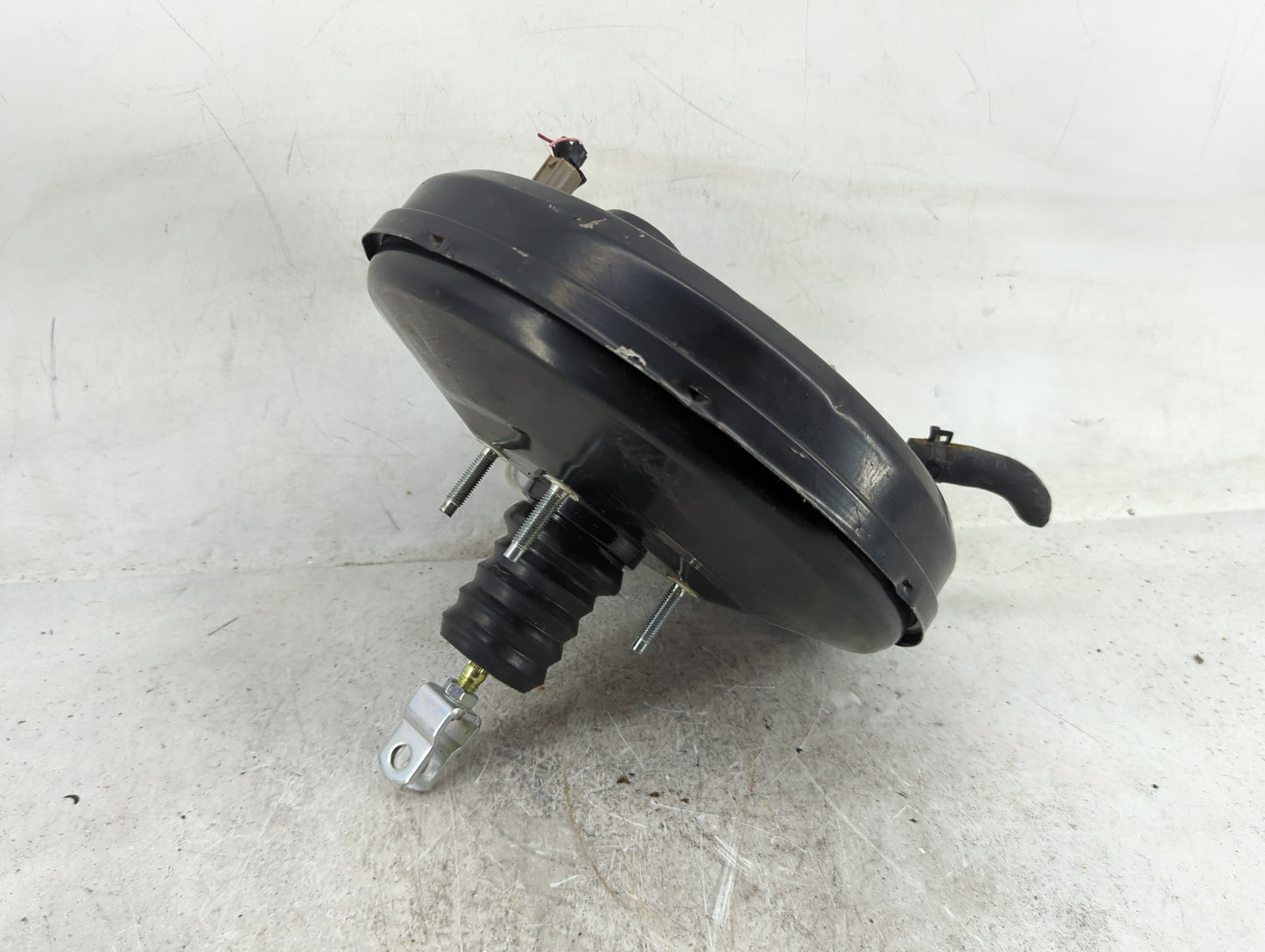 2016-2018 Hyundai Tucson Power Brake Booster Oem 1489614 - Oemusedautoparts1.com