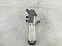 2016-2021 Hyundai Tucson Brake Master Cylinder 1490779 - Oemusedautoparts1.com