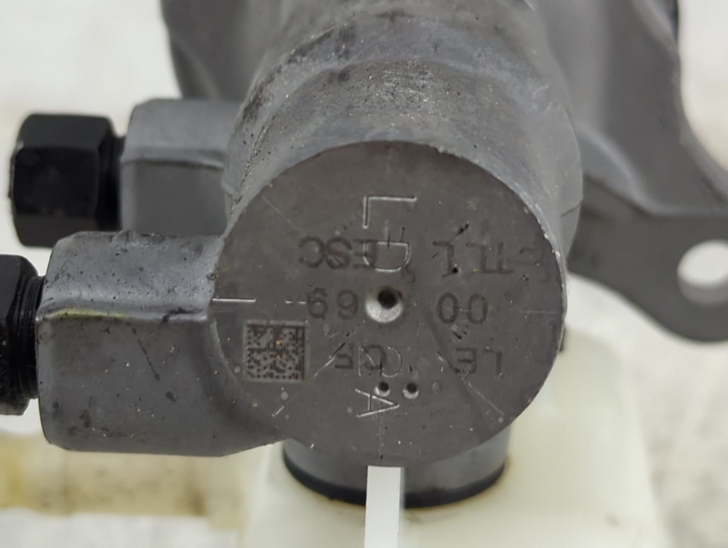 2016-2021 Hyundai Tucson Brake Master Cylinder 1490779 - Oemusedautoparts1.com