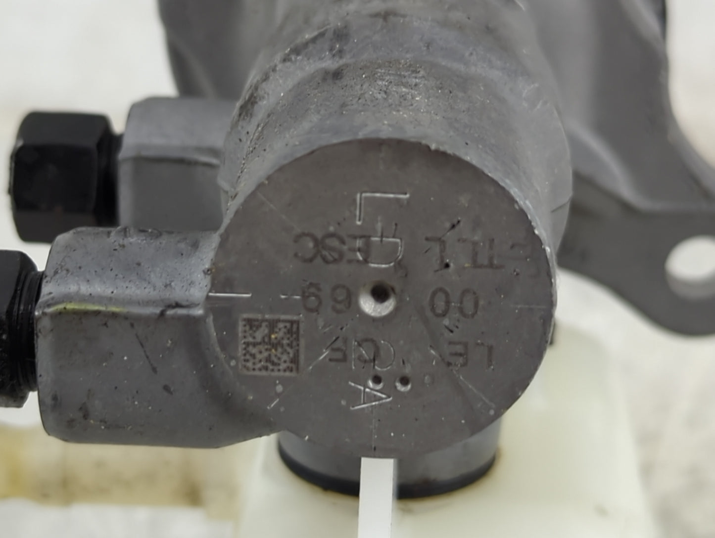 2016-2021 Hyundai Tucson Brake Master Cylinder 1490779 - Oemusedautoparts1.com