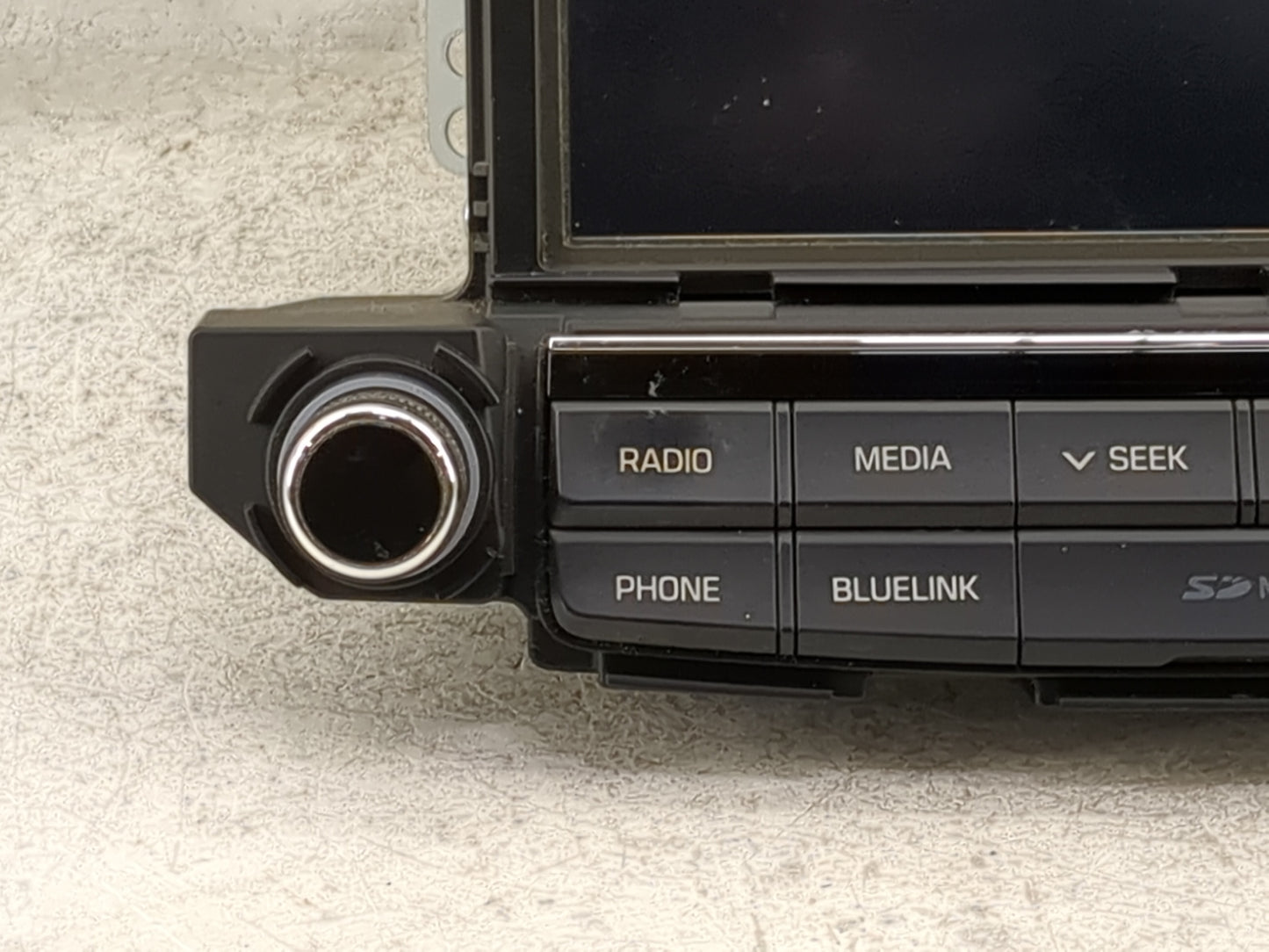 2016-2018 Hyundai Tucson Radio AM FM Cd Player Receiver Replacement P/N:96560D32104X ATC40D3AN Fits Fits 2016 2017 2018 OEM 