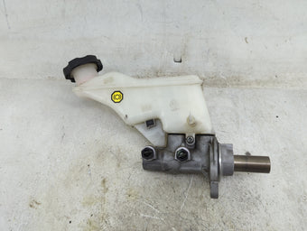 compare product Hyundai Tucson Brake Master Cylinder 1496582