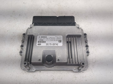 2016-2018 Hyundai Tucson PCM Engine Control Computer ECU ECM PCU OEM P/N:39175-2BTA2 0261S12792 Fits 2016 2017 2018 OEM Used