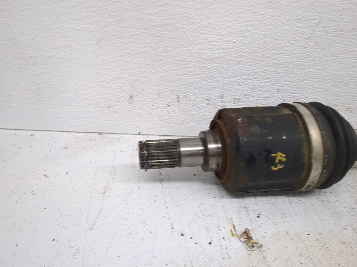 2016-2018 Hyundai Tucson Axle Shaft Front Driver Cv C/v 1521000 - Oemusedautoparts1.com