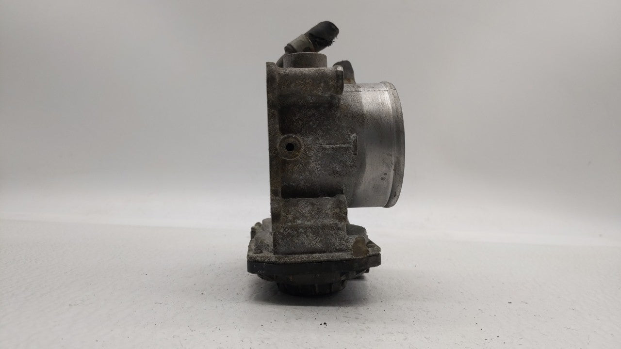 2014-2021 Hyundai Tucson Throttle Body P/N:35100-2E000 Fits Fits 2011 2012 2013 2014 2015 2016 2017 2018 2019 2020 2021 OEM 