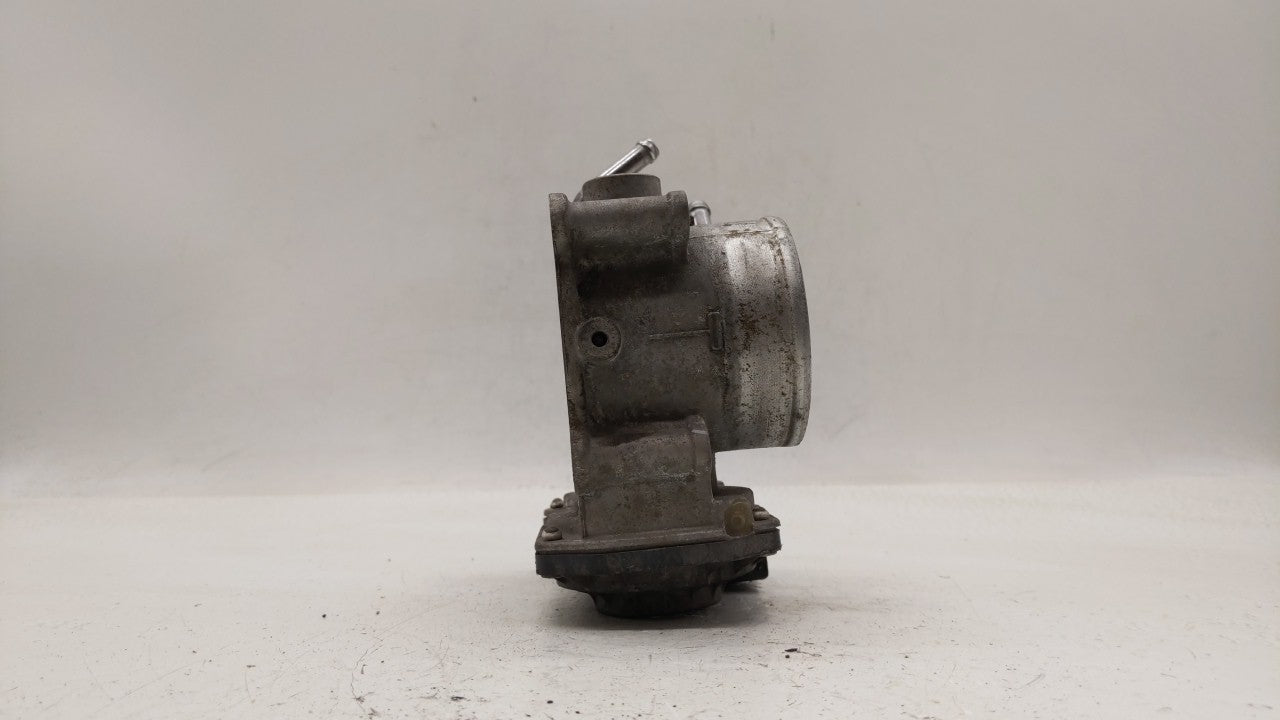 2014-2018 Hyundai Tucson Throttle Body P/N:35100-2E000 Fits Fits 2011 2012 2013 2014 2015 2016 2017 2018 2019 OEM Used Auto 