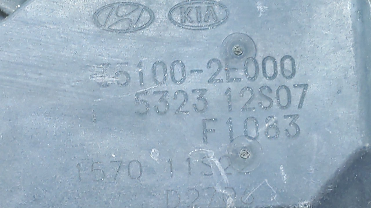 2014-2018 Hyundai Tucson Throttle Body P/N:35100-2E000 Fits Fits 2011 2012 2013 2014 2015 2016 2017 2018 2019 OEM Used Auto 