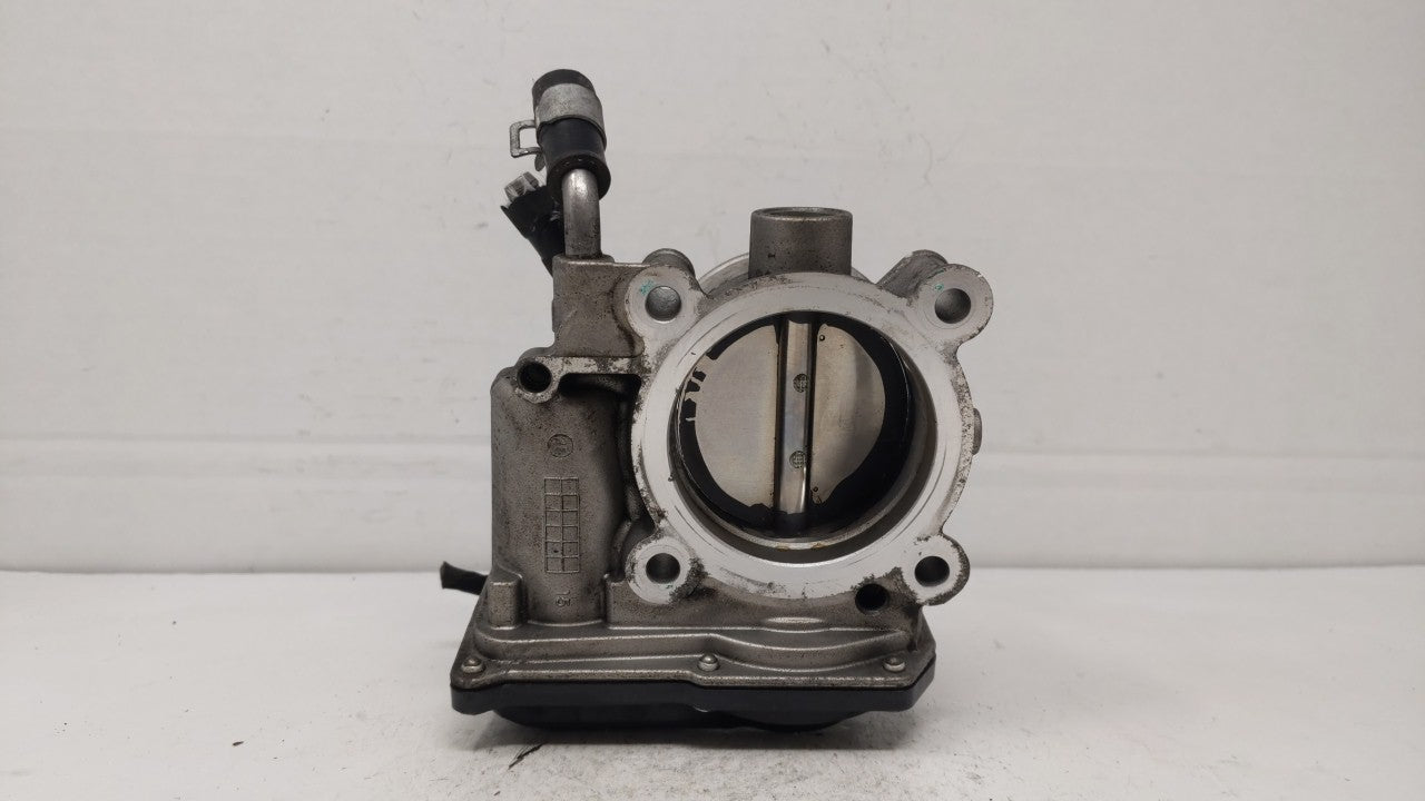 2014-2018 Hyundai Tucson Throttle Body P/N:35100-2E000 Fits Fits 2011 2012 2013 2014 2015 2016 2017 2018 2019 OEM Used Auto 