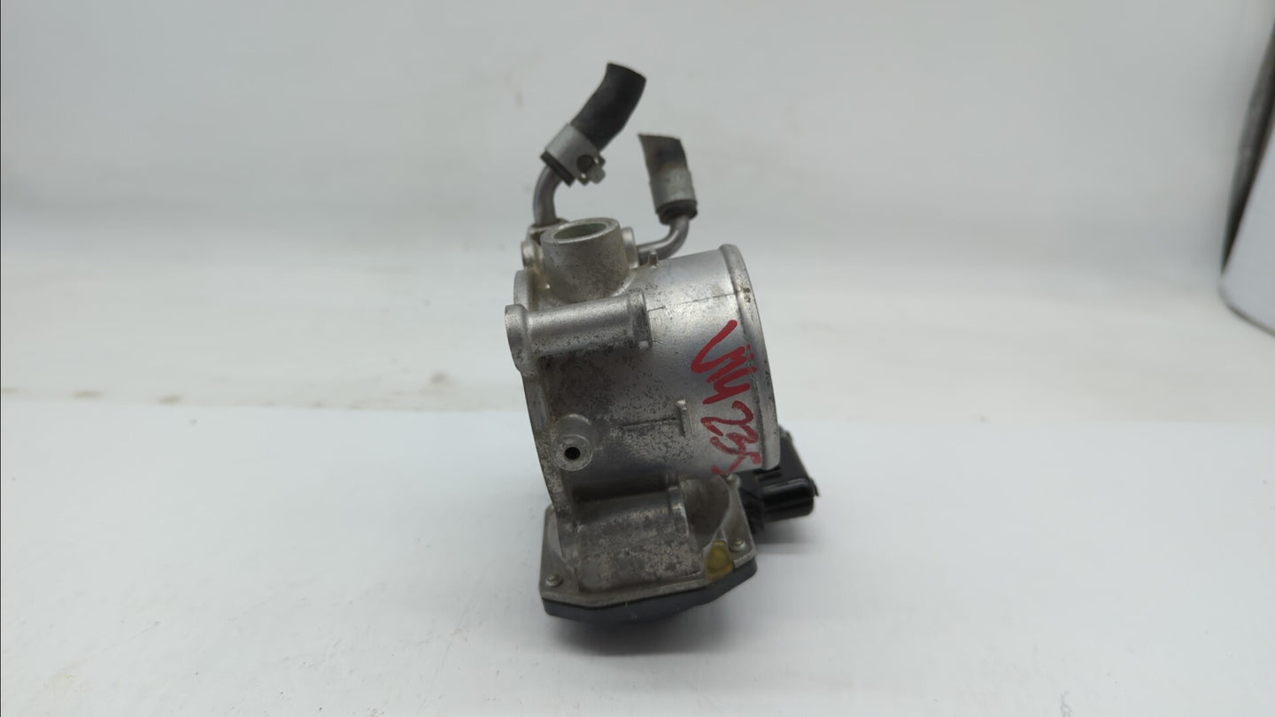 2014-2018 Hyundai Tucson Throttle Body P/N:35100-2E710 35100-2E000 Fits Fits 2011 2012 2013 2014 2015 2016 2017 2018 2019 OE