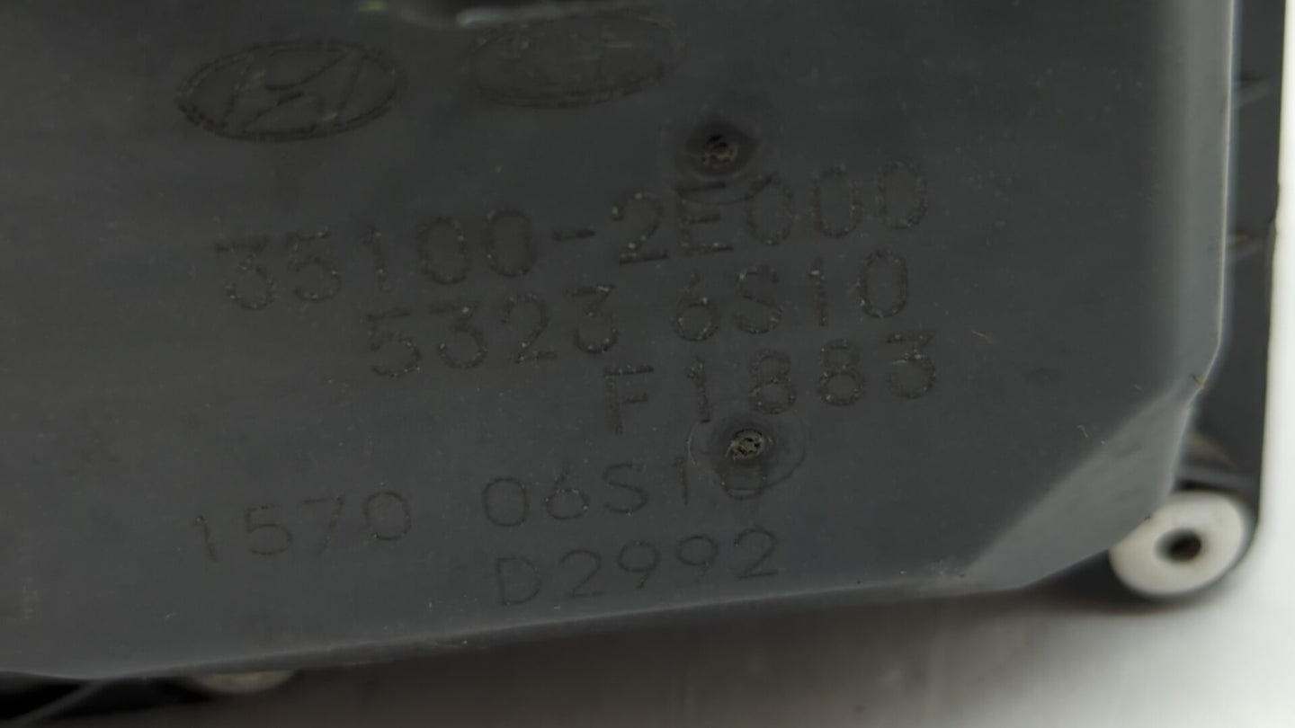 2014-2018 Hyundai Tucson Throttle Body P/N:35100-2E710 35100-2E000 Fits Fits 2011 2012 2013 2014 2015 2016 2017 2018 2019 OE