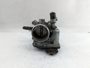 2016-2018 Hyundai Tucson Throttle Body P/N:35100-2B340 Fits Fits 2015 2016 2017 2018 2019 OEM Used Auto Parts - Oemusedautop