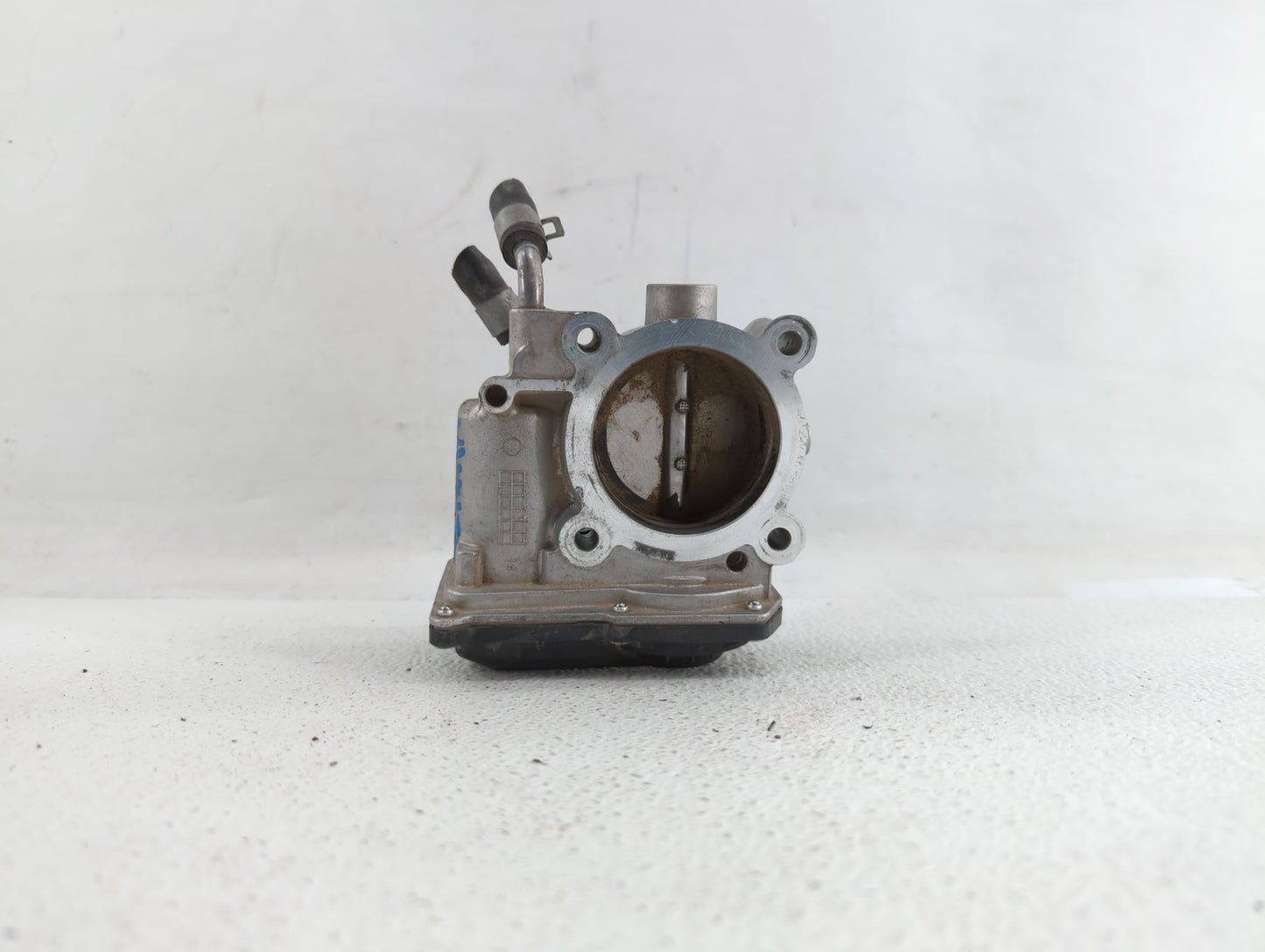 2014-2018 Hyundai Tucson Throttle Body P/N:35100-2E710 35100-2E000 Fits Fits 2011 2012 2013 2014 2015 2016 2017 2018 2019 OE