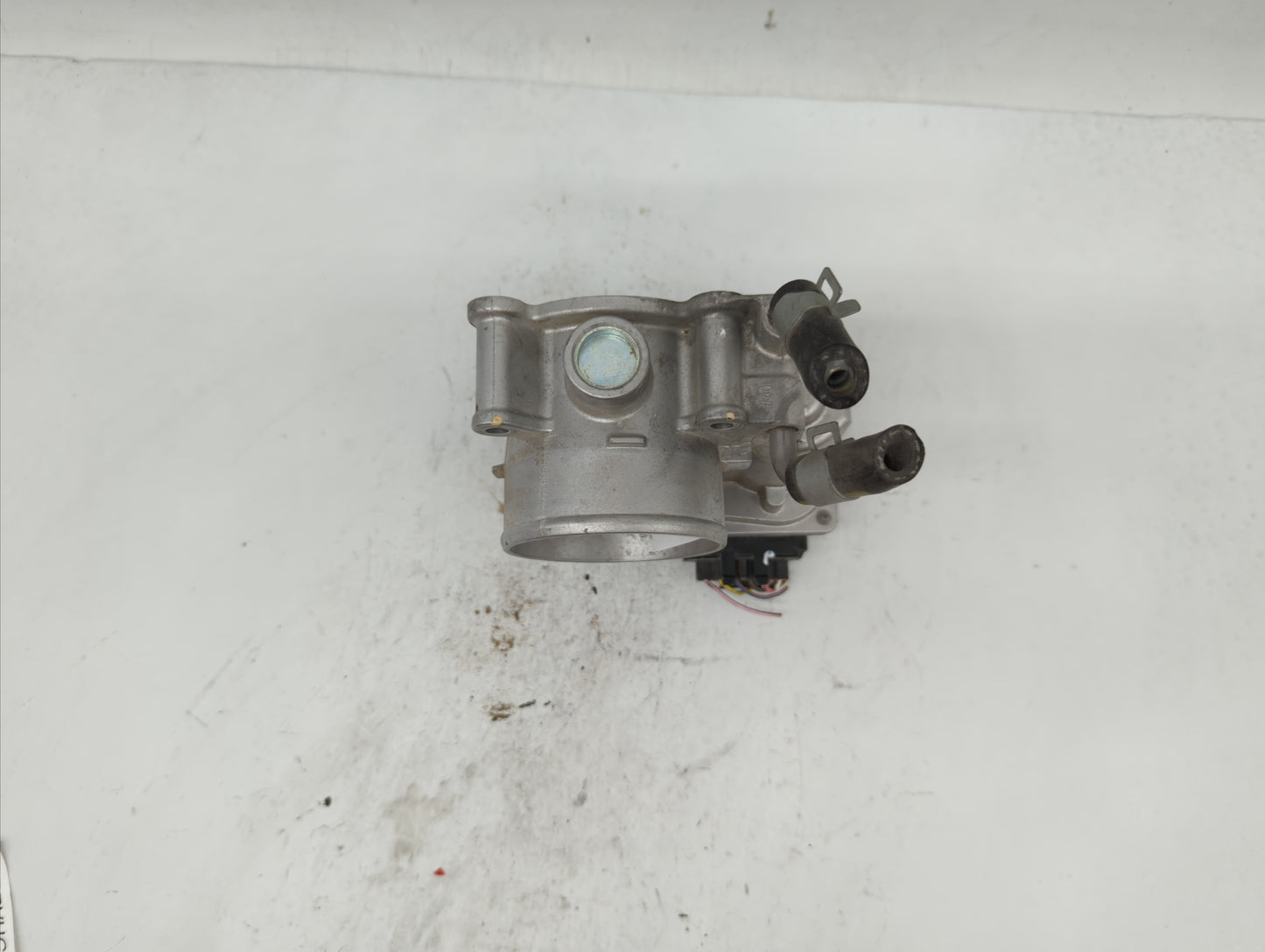 2014-2018 Hyundai Tucson Throttle Body P/N:35100-2E000 1302150124 Fits Fits 2011 2012 2013 2014 2015 2016 2017 2018 2019 OEM