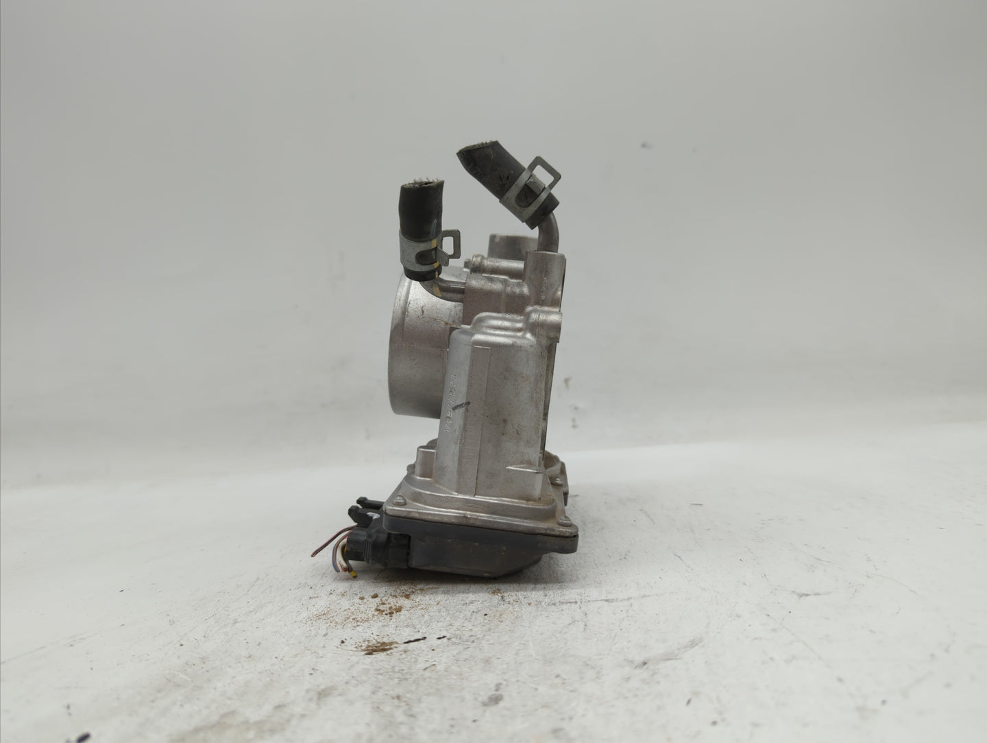 2014-2018 Hyundai Tucson Throttle Body P/N:35100-2E000 1302150124 Fits Fits 2011 2012 2013 2014 2015 2016 2017 2018 2019 OEM
