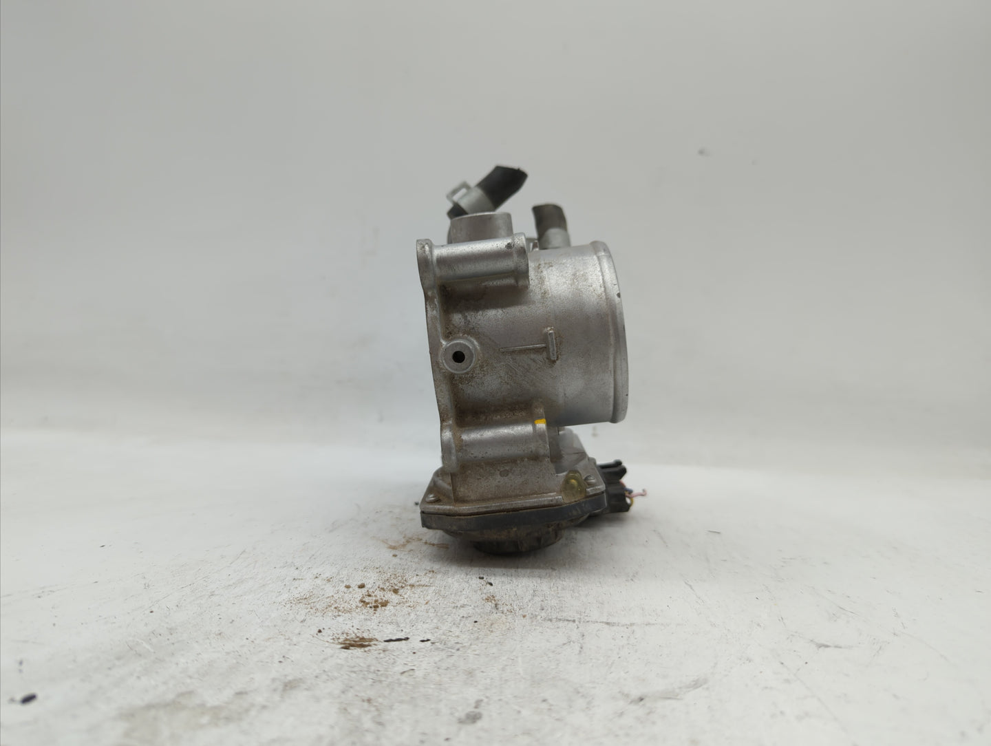 2014-2018 Hyundai Tucson Throttle Body P/N:35100-2E000 1302150124 Fits Fits 2011 2012 2013 2014 2015 2016 2017 2018 2019 OEM