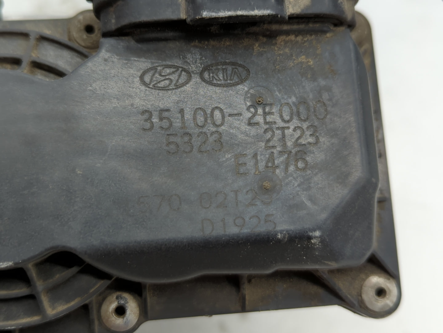 2014-2018 Hyundai Tucson Throttle Body P/N:35100-2E000 1302150124 Fits Fits 2011 2012 2013 2014 2015 2016 2017 2018 2019 OEM