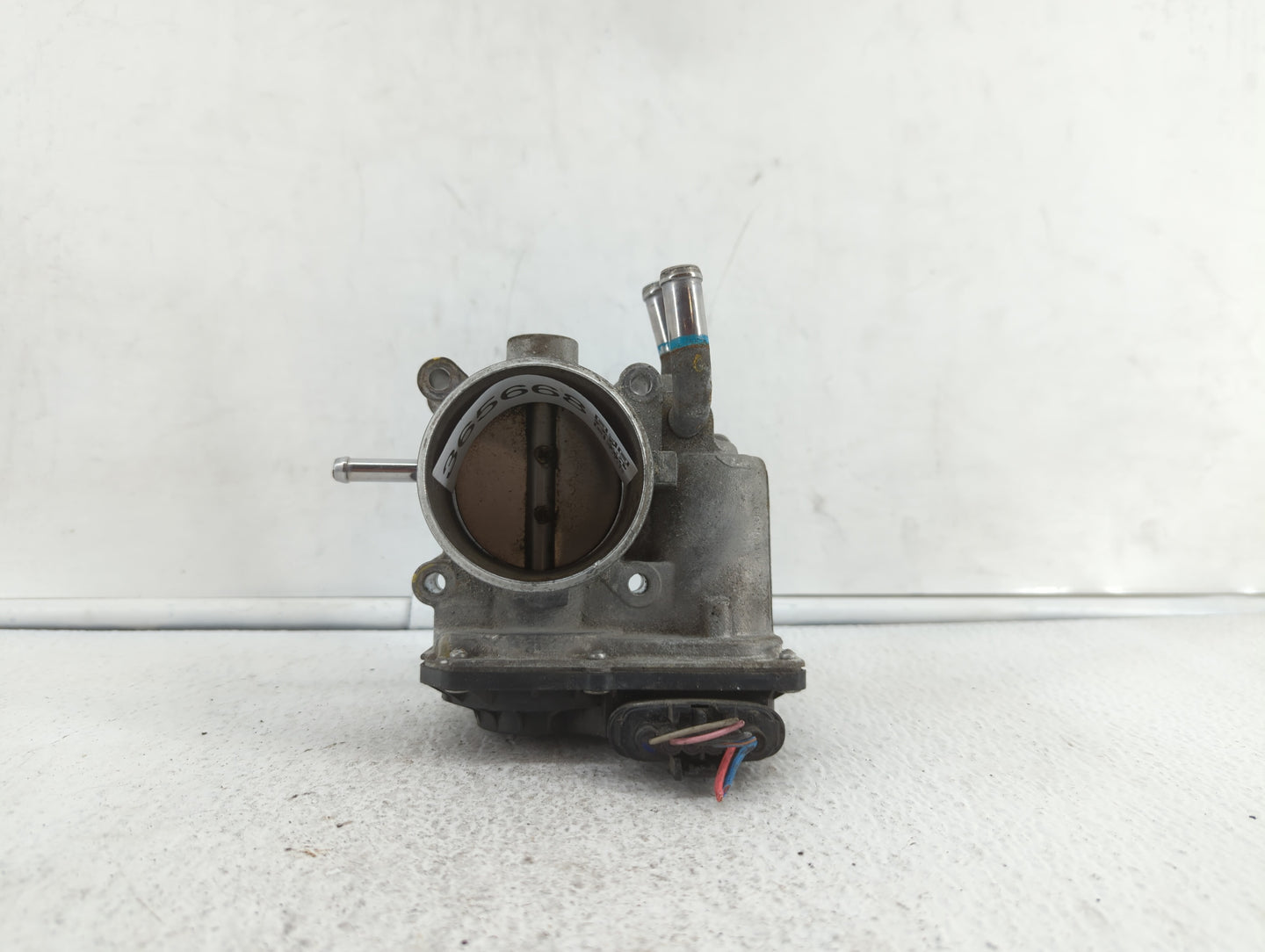 2016-2018 Hyundai Tucson Throttle Body P/N:35100-2B340 Fits Fits 2015 2016 2017 2018 2019 OEM Used Auto Parts - Oemusedautop