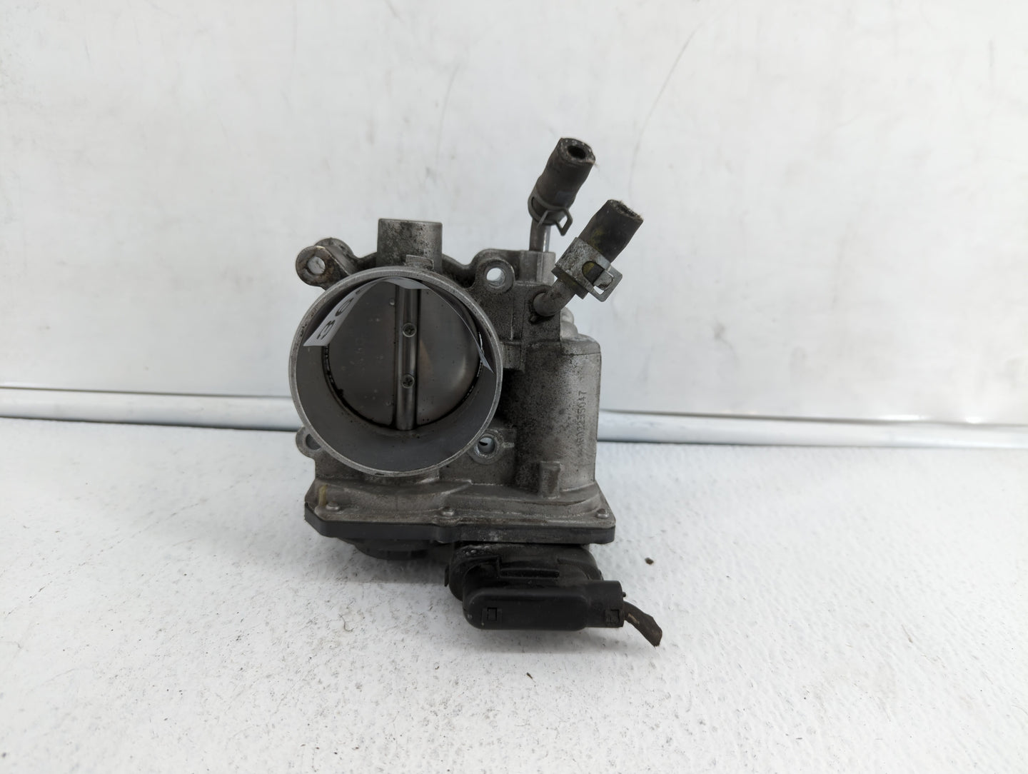 2014-2018 Hyundai Tucson Throttle Body P/N:35100-2E000 1302150124 Fits Fits 2011 2012 2013 2014 2015 2016 2017 2018 2019 OEM