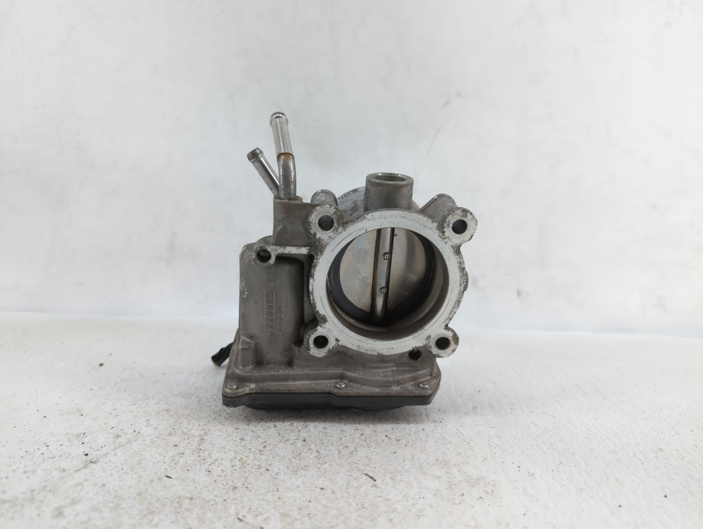 2014-2018 Hyundai Tucson Throttle Body P/N:35100-2E000 1302150124 Fits Fits 2011 2012 2013 2014 2015 2016 2017 2018 2019 OEM