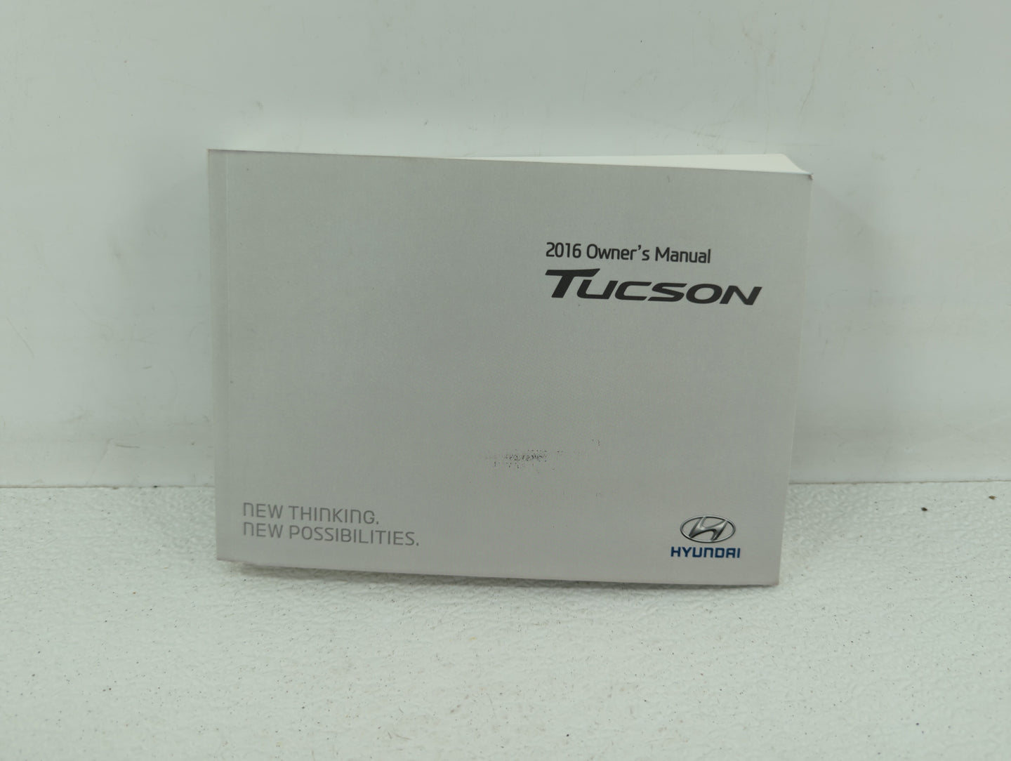 2016 Hyundai Tucson Owners Manual Book Guide OEM Used Auto Parts - Oemusedautoparts1.com
