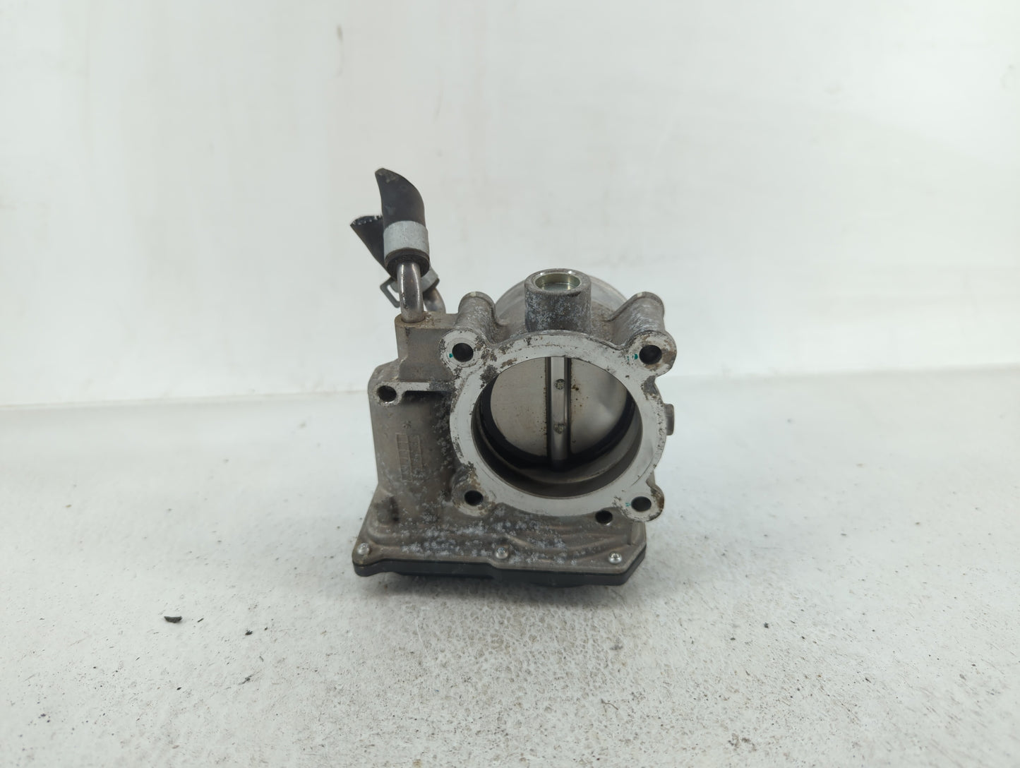 2014-2021 Hyundai Tucson Throttle Body P/N:35100-2E000 35100-2E710 Fits OEM Used Auto Parts - Oemusedautoparts1.com
