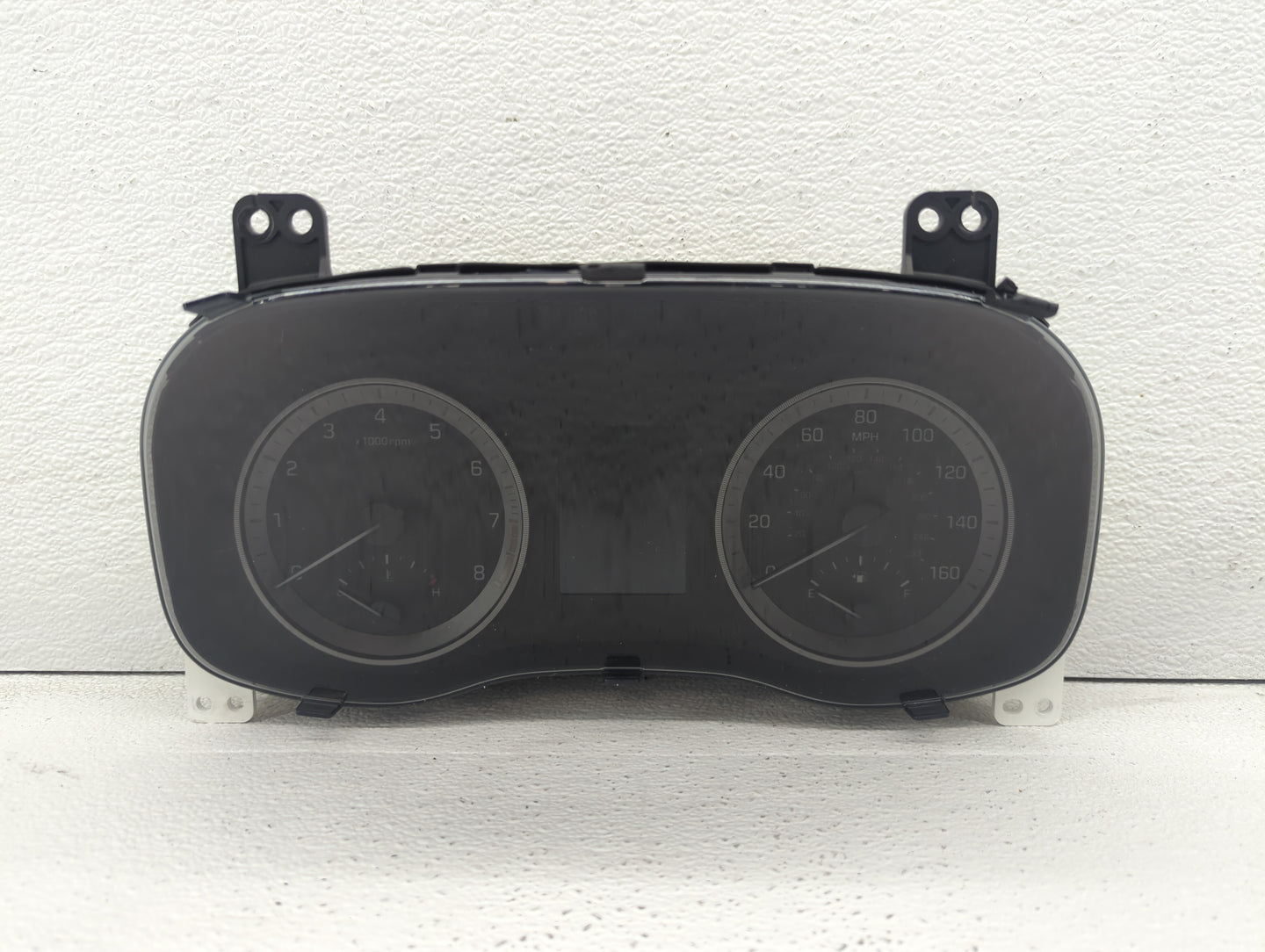 2016-2017 Hyundai Tucson Instrument Cluster Speedometer Gauges P/N:94011-2V331 94001-D3180, 94001-D3181 Fits Fits 2016 2017 