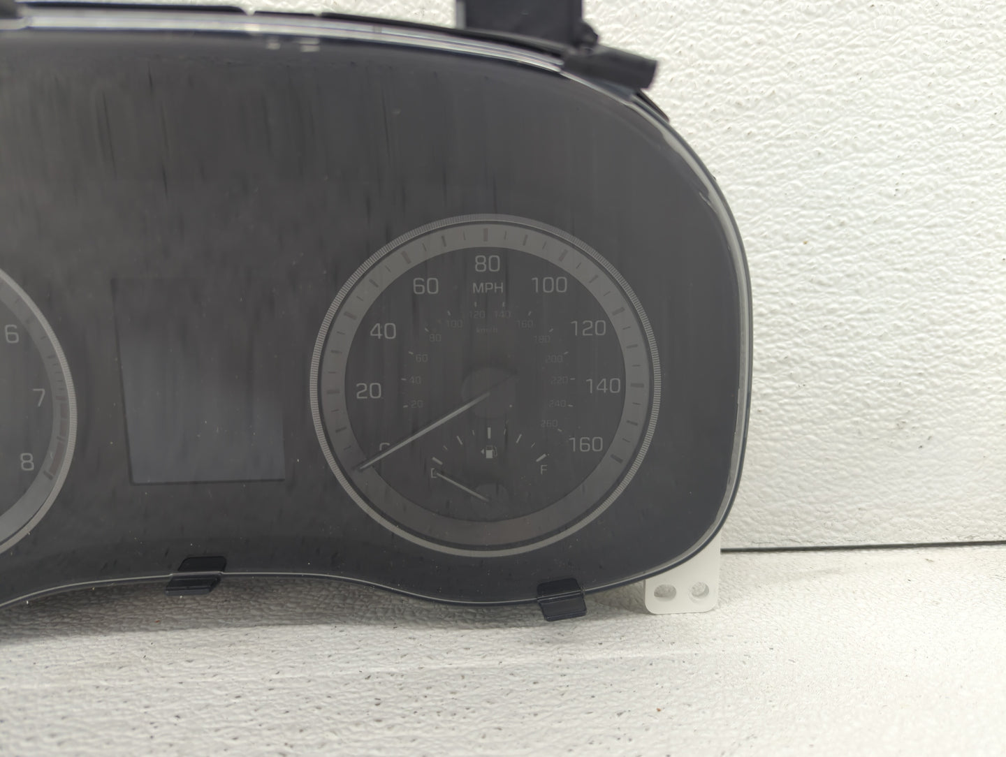 2016-2017 Hyundai Tucson Instrument Cluster Speedometer Gauges P/N:94011-2V331 94001-D3180, 94001-D3181 Fits Fits 2016 2017 
