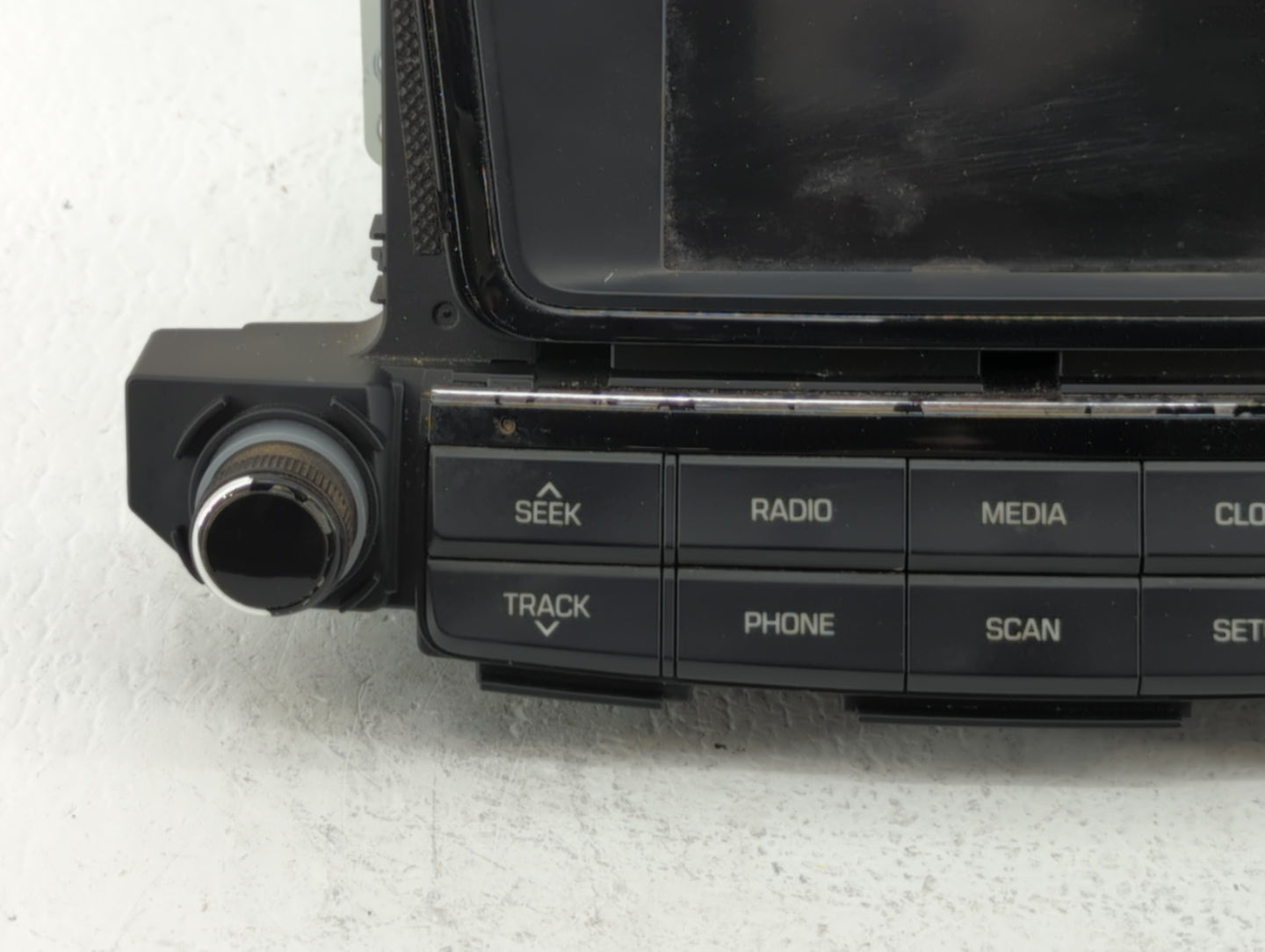 2016-2017 Hyundai Tucson Radio AM FM Cd Player Receiver Replacement P/N:96180-D31004X 96560-D33304X Fits Fits 2016 2017 OEM 