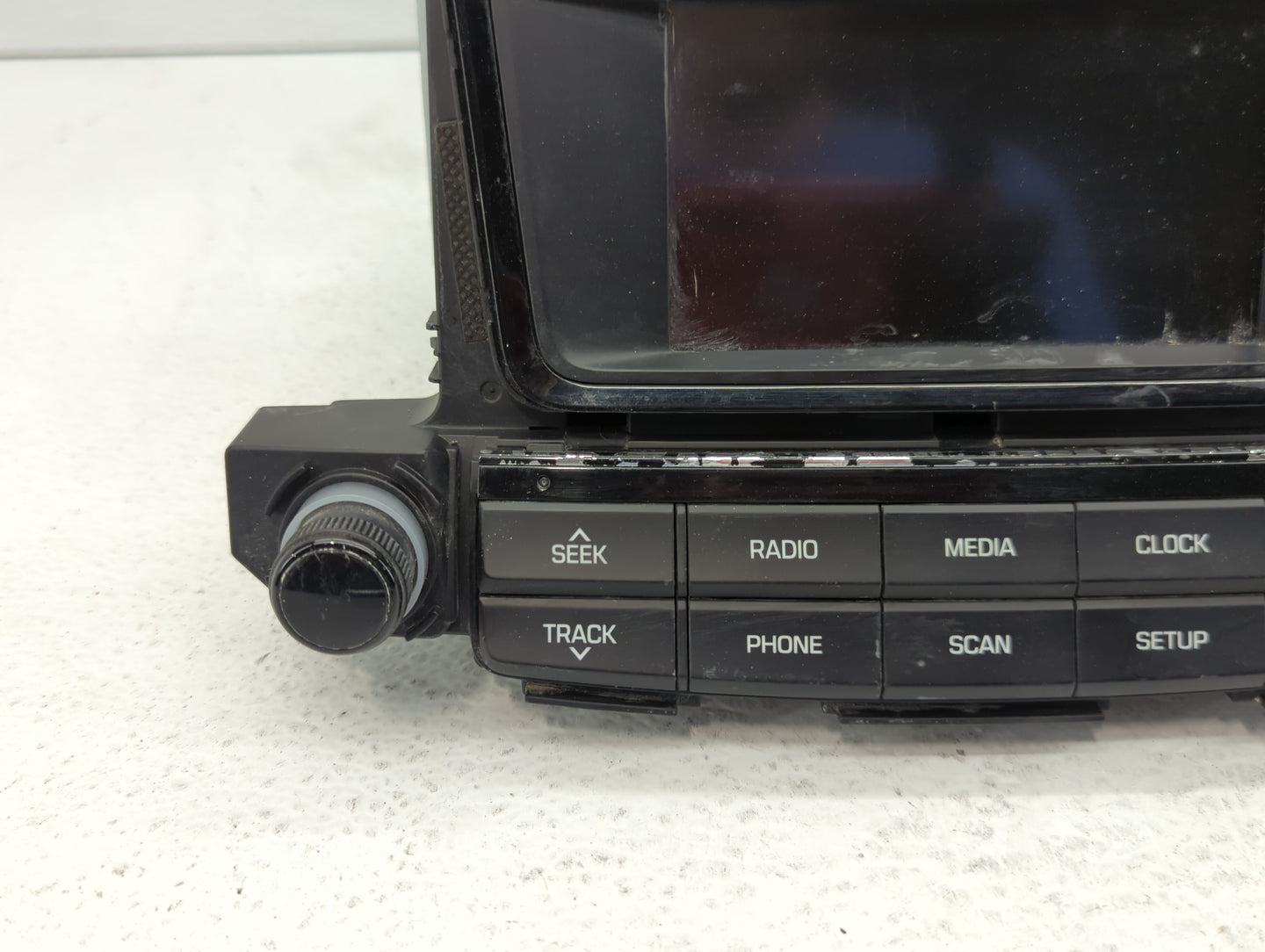 2016-2017 Hyundai Tucson Radio AM FM Cd Player Receiver Replacement P/N:96560-D33304X 96180-D31004X Fits Fits 2016 2017 OEM 
