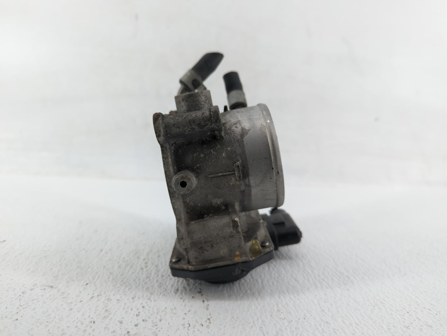 2014-2021 Hyundai Tucson Throttle Body P/N:35100-2E000 Fits Fits 2011 2012 2013 2014 2015 2016 2017 2018 2019 2020 2021 OEM 