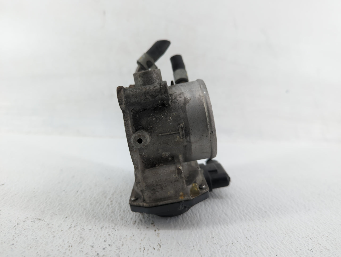 2014-2021 Hyundai Tucson Throttle Body P/N:35100-2E000 Fits Fits 2011 2012 2013 2014 2015 2016 2017 2018 2019 2020 2021 OEM 