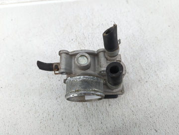 2016-2018 Hyundai Tucson Throttle Body P/N:35100-2B340 Fits Fits 2015 2016 2017 2018 2019 2020 2021 2022 OEM Used Auto Parts