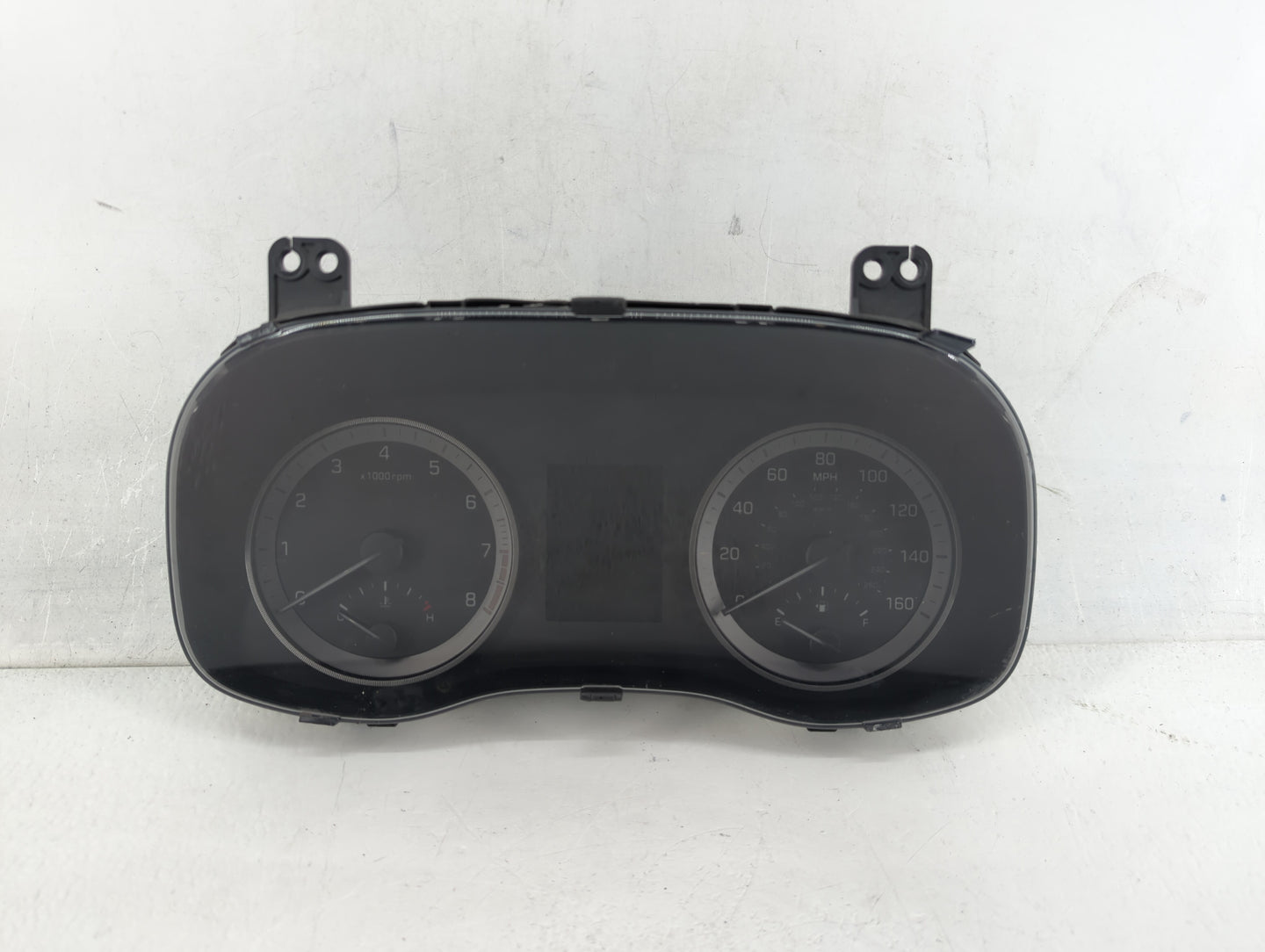 2016-2017 Hyundai Tucson Instrument Cluster Speedometer Gauges P/N:94001-D3180 Fits Fits 2016 2017 OEM Used Auto Parts - Oem