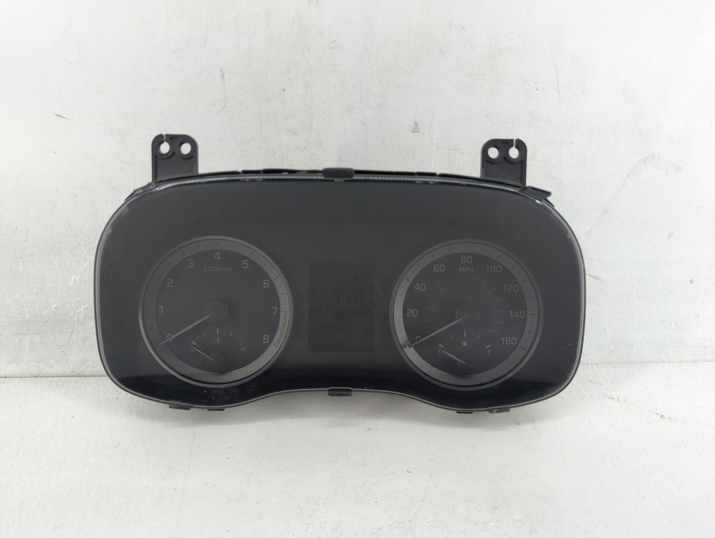 2016-2017 Hyundai Tucson Instrument Cluster Speedometer Gauges P/N:94001-D3180 Fits Fits 2016 2017 OEM Used Auto Parts - Oem