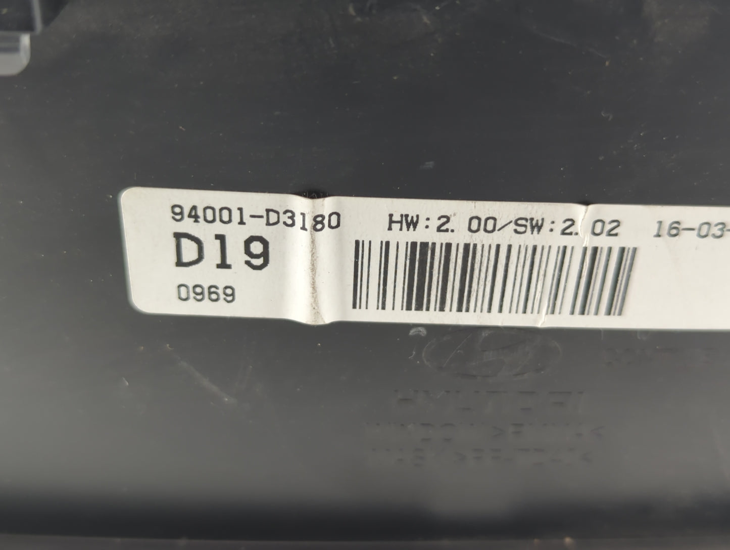 2016-2017 Hyundai Tucson Instrument Cluster Speedometer Gauges P/N:94001-D3180 Fits Fits 2016 2017 OEM Used Auto Parts - Oem