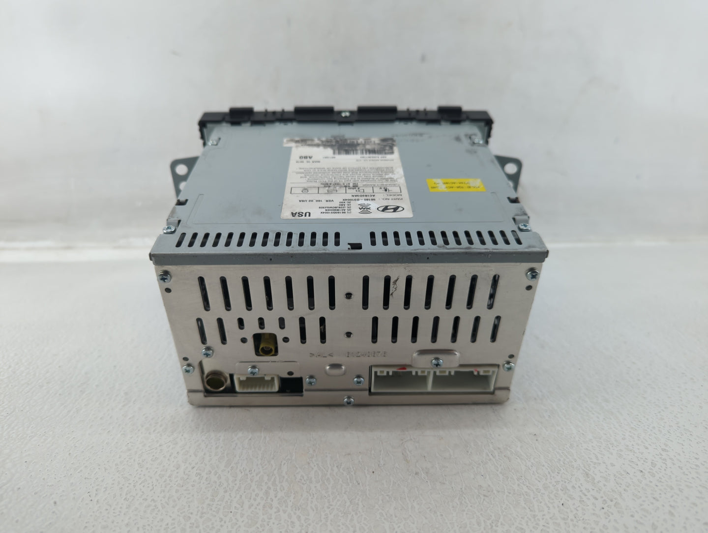 2016-2018 Hyundai Tucson Am Fm Cd Player Radio Receiver - Oemusedautoparts1.com