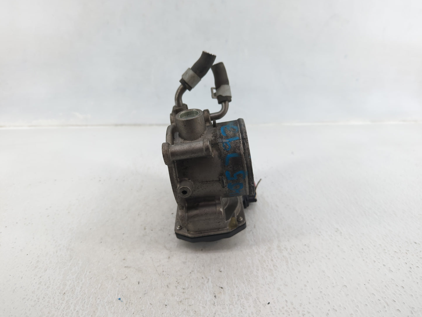 2014-2021 Hyundai Tucson Throttle Body P/N:35100-2E000 Fits Fits 2011 2012 2013 2014 2015 2016 2017 2018 2019 2020 2021 OEM 