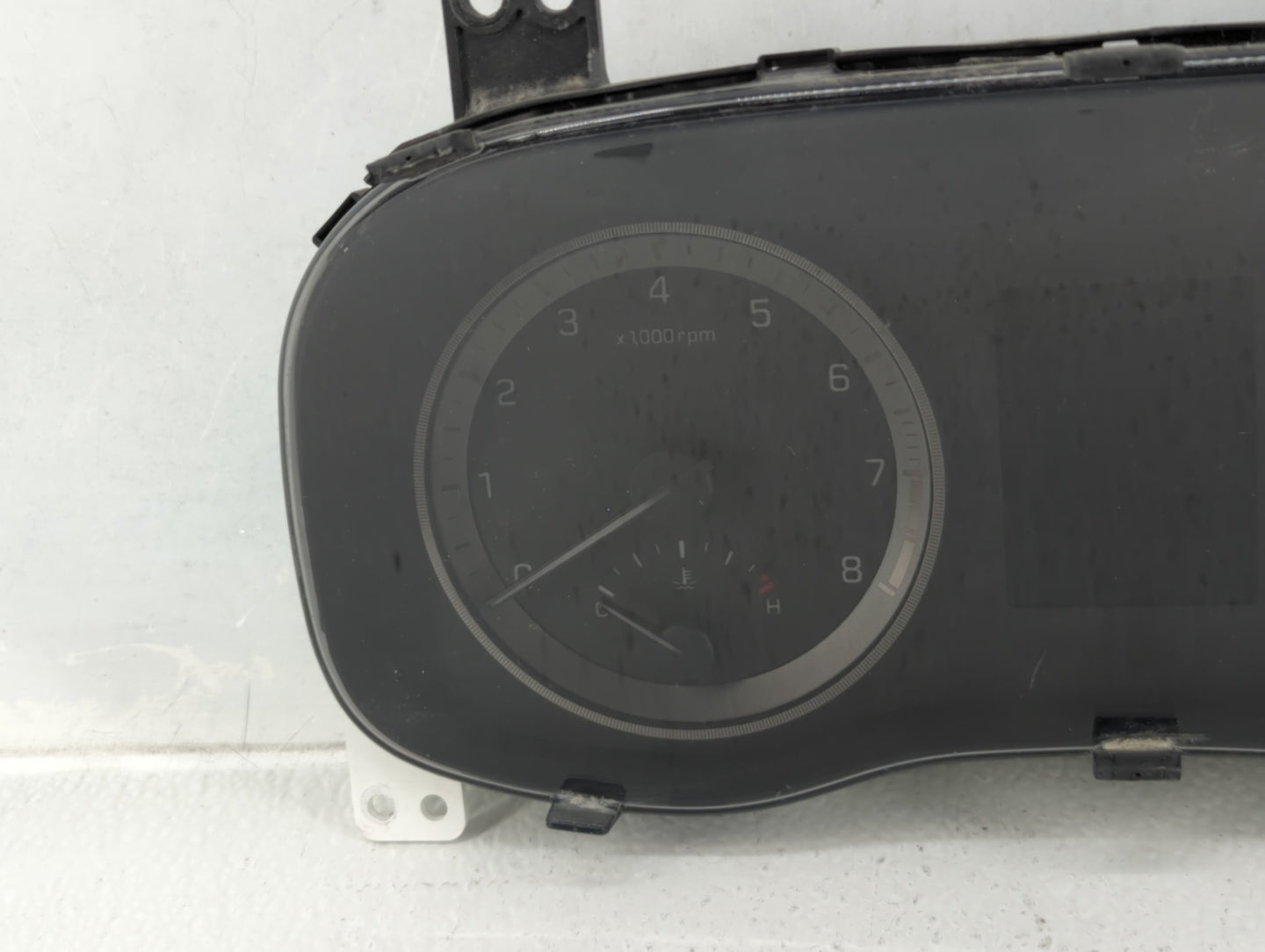 2016-2017 Hyundai Tucson Instrument Cluster Speedometer Gauges P/N:94001-D3180 Fits Fits 2016 2017 OEM Used Auto Parts - Oem