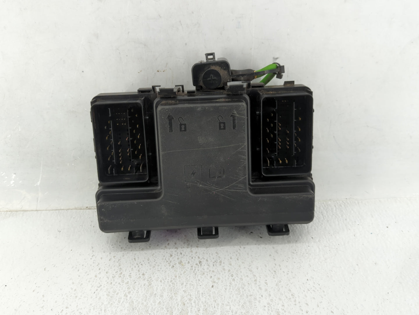 2016-2018 Hyundai Tucson Fusebox Fuse Box Panel Relay Module P/N:N91431-D3200 Fits Fits 2016 2017 2018 OEM Used Auto Parts -